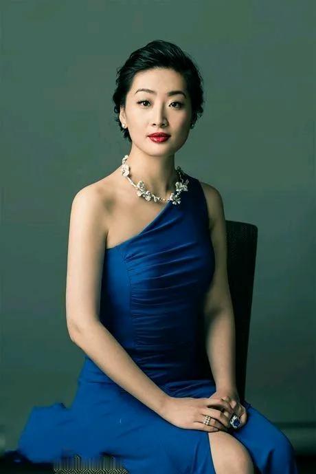 这才五个月不到，宗馥莉就遗憾出局了。
2024年7月15日，宗馥莉发函宣布，辞去