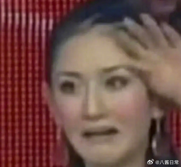 浪姐直播者来女说了句牛逼齐思钧：是牛的是牛的谢娜：她说是牛的乘风直播节奏好慢谢娜