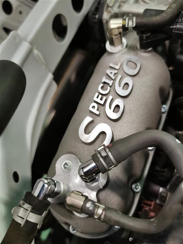 最近比较火的一台本田，在珠三角各大车展都会看到这个两地牌小本田的身影，本田S66