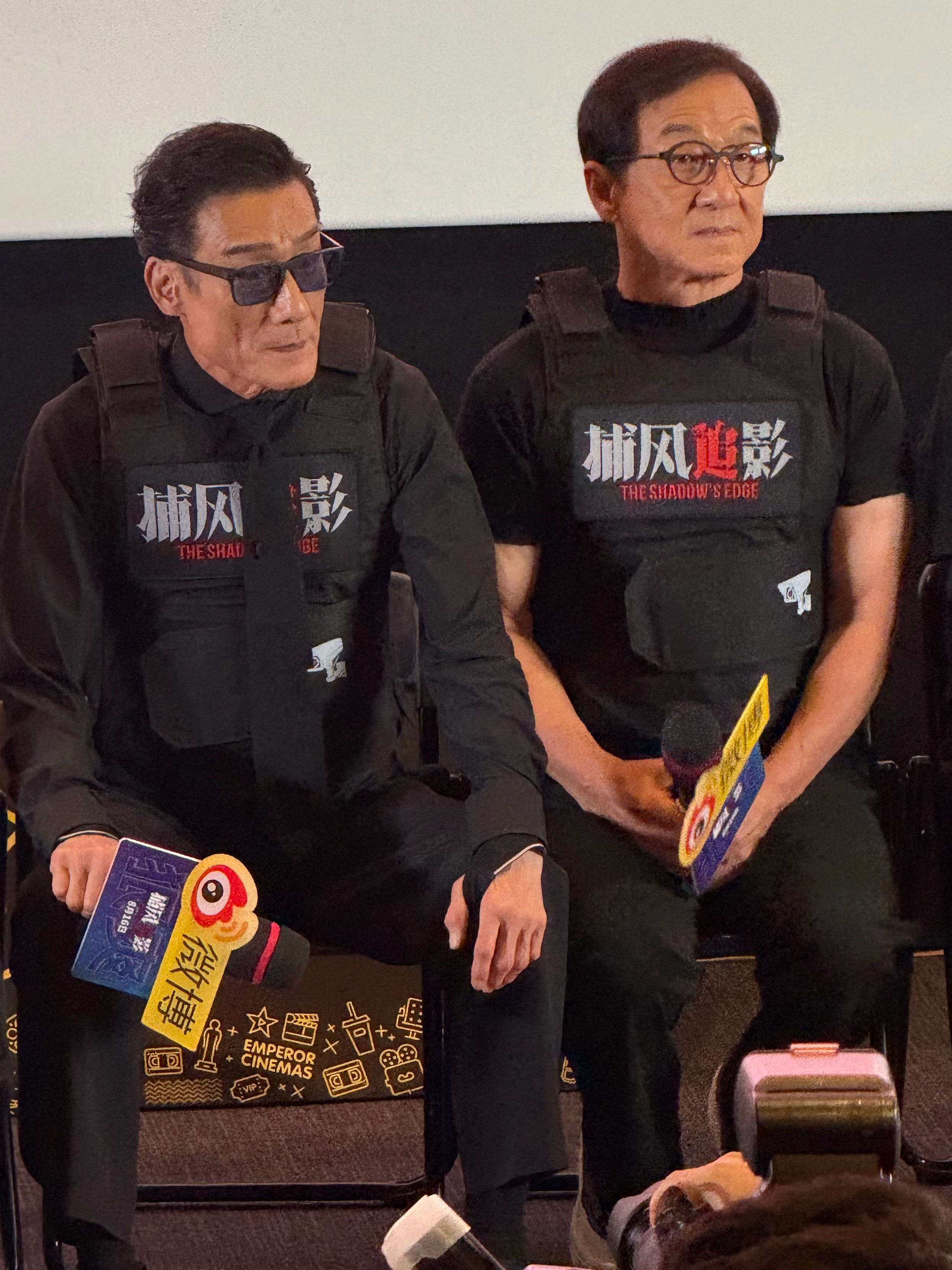成龙和梁家辉两位大哥，平均70的高龄还能在银幕上贡献打戏，看得眼泪快流下来啦！电