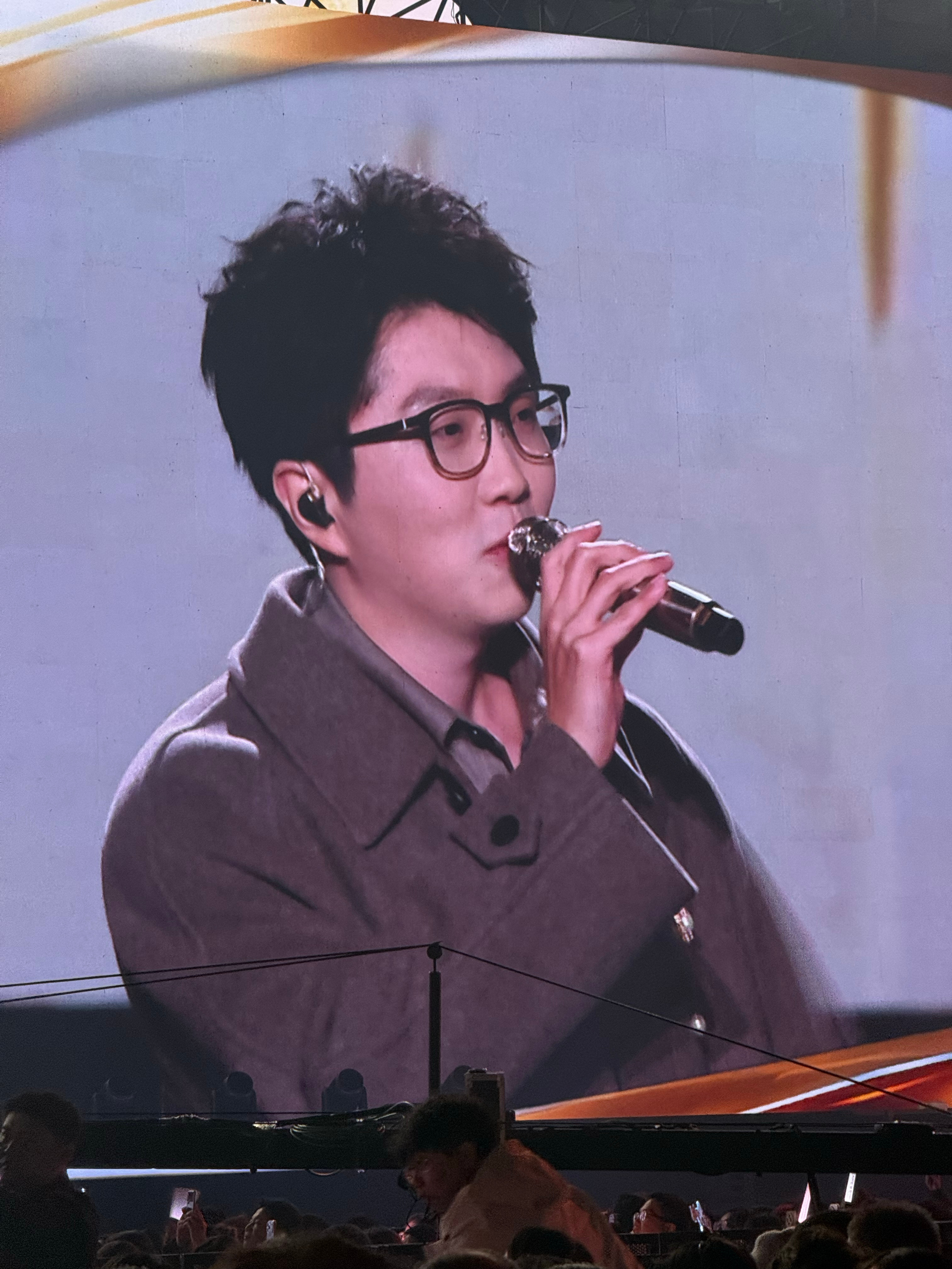 早说这么有意思我放春晚看了追觅新式年会