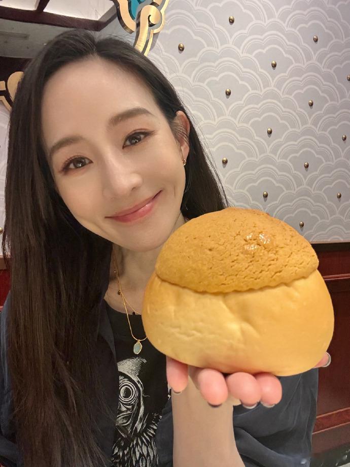 张钧甯回应是否上乘风张钧甯 我唱跳俱不佳据台媒，张钧甯在受访时被问及若收到《乘风