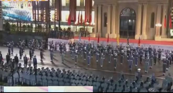 刚才，在头条上看到台湾元旦军事活动视频。似乎台湾方面，并没有被台海军演所吓到。难