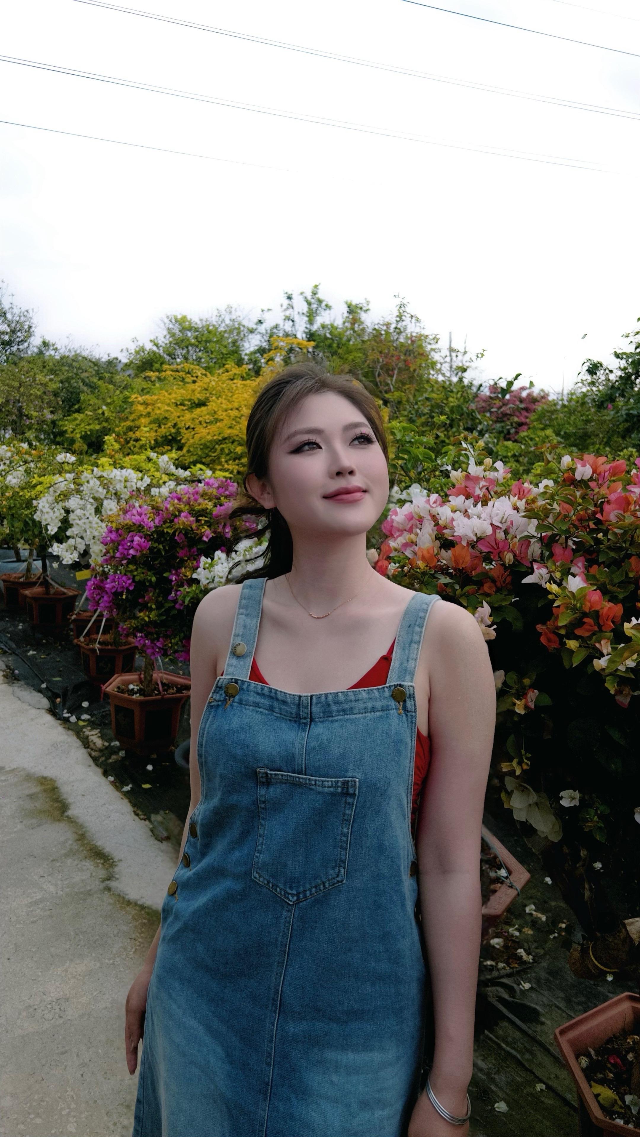 夏天～三角梅～配牛仔背带裙～