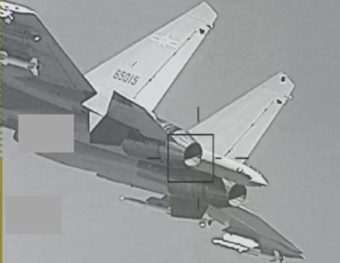 台海海域突发激烈海空对峙，22架解放军军机抵近巡航，台军F-16V战机火速升空戒