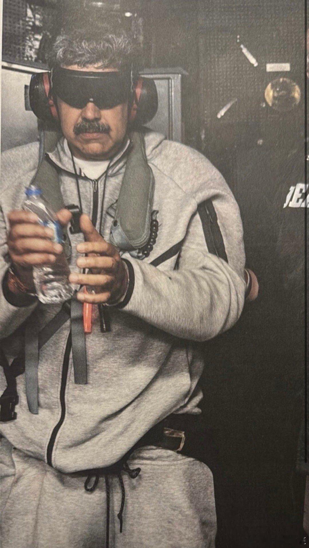 美国总统在新闻会上提到：“军队与law enforcement合作”这里的“执法