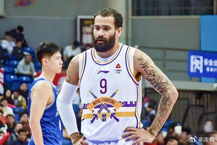 北控第二节被没有威瑟斯庞的青岛打了个17:32，第三节被没有威瑟斯庞的青岛打了个