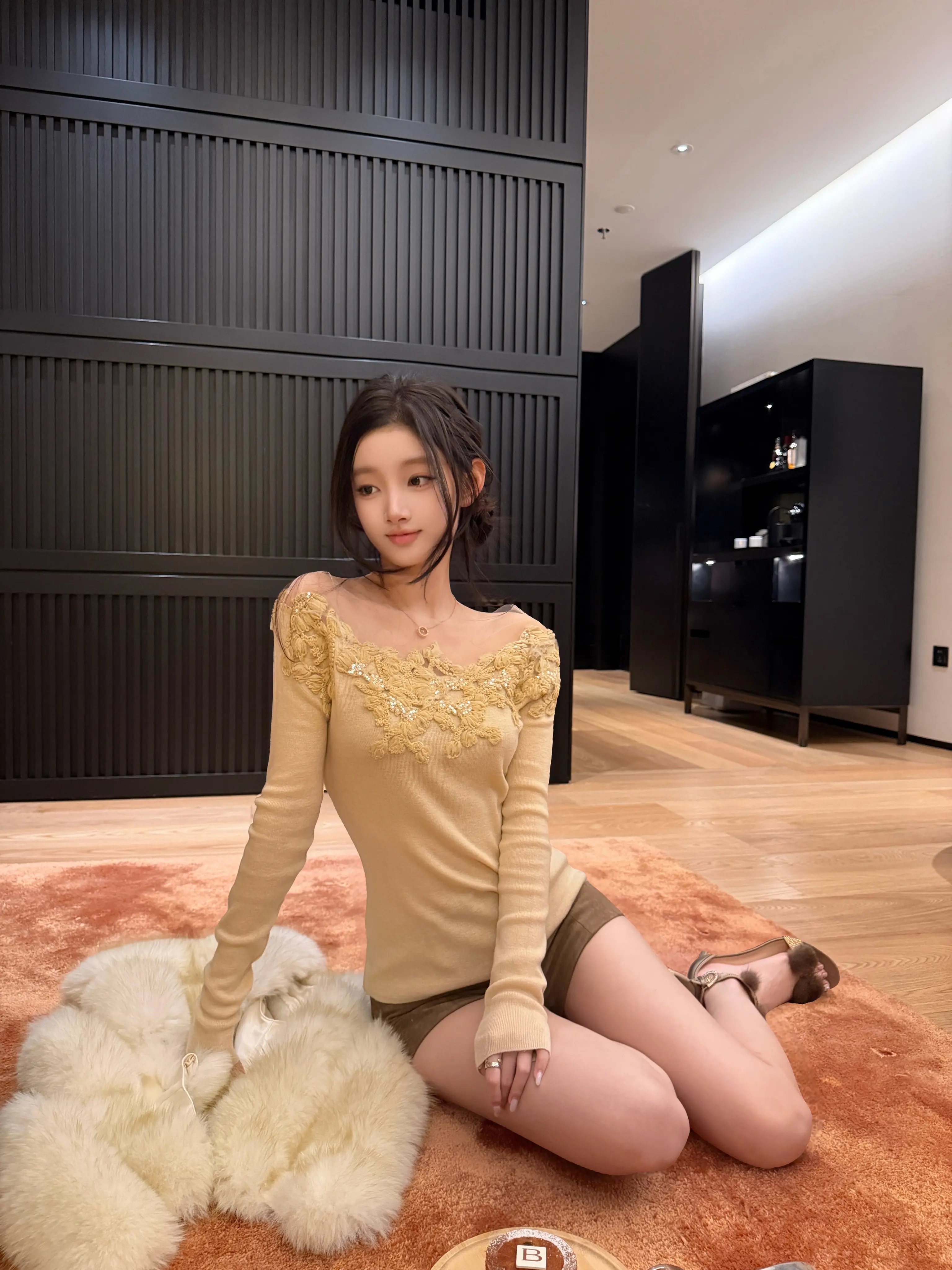 是不是我不够成熟 总是自以为是的拥有。