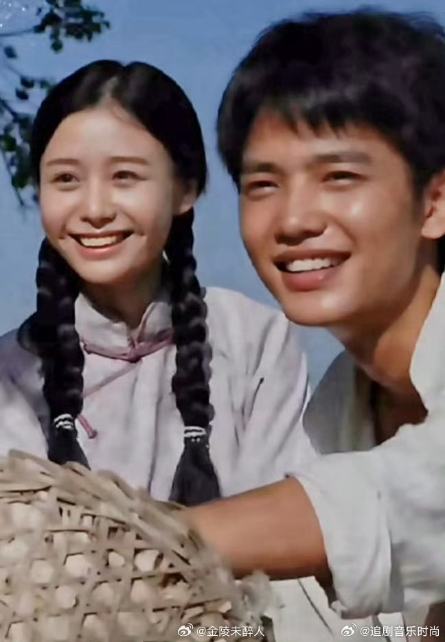给阿嬷的情书侨批台词打磨 打磨侨批台词，最怕“写得太好”。所以删了“思念穿越山海
