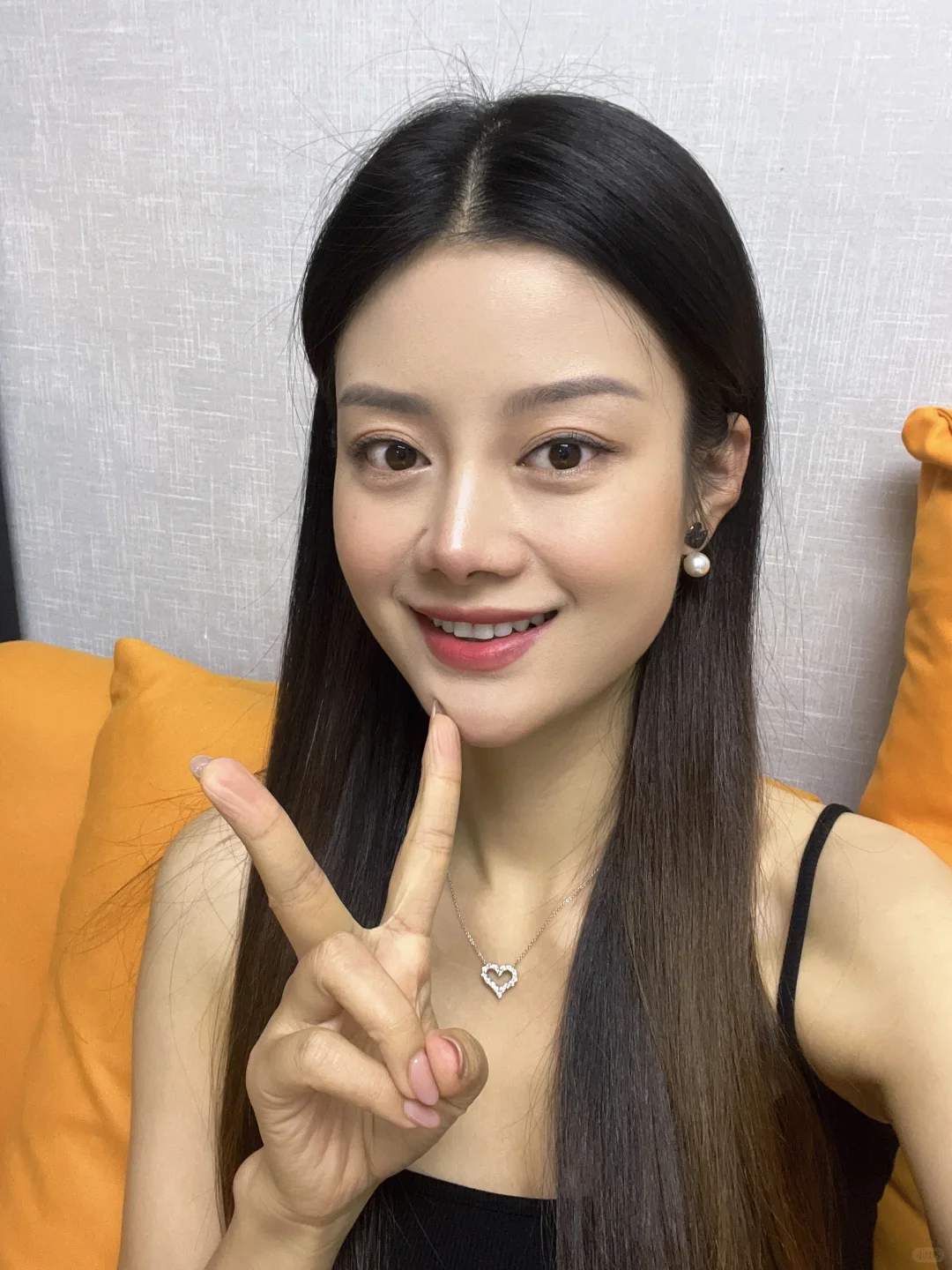 她们都很迷人 我不一样 我磨人