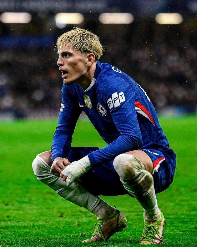 欧洲转会新闻发布会！
★潜力无限！
切尔西主帅罗塞尼尔的态度十分明确：球队依然选