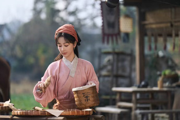杨紫家业云合9.7%家业的次日云合9.7% 家业的次日云合9.7%，杨紫家业云合