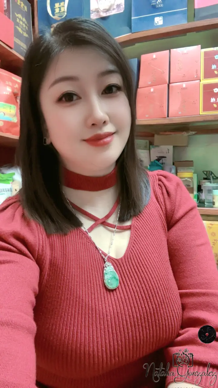 伸手要的，终究是施舍，主动给的，才是偏爱