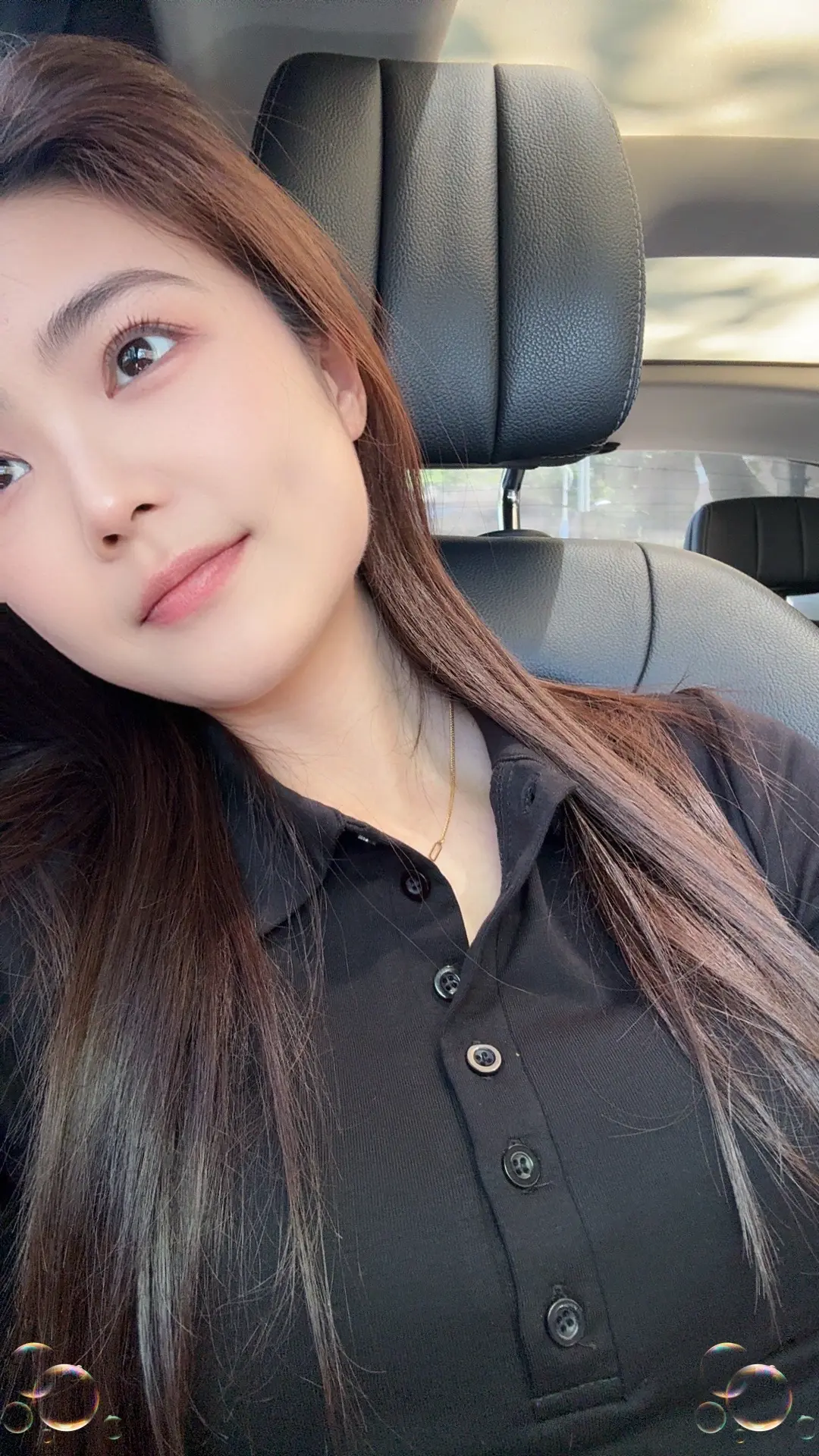 努力赚钱吧，争取今年夏天买一套碎花裙，感受一下polo衫的深情。