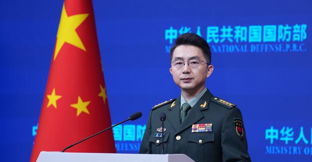“轰炸北京”？这四个字一出口，特朗普就把美国的战略底牌当街抖了个底朝天。2026