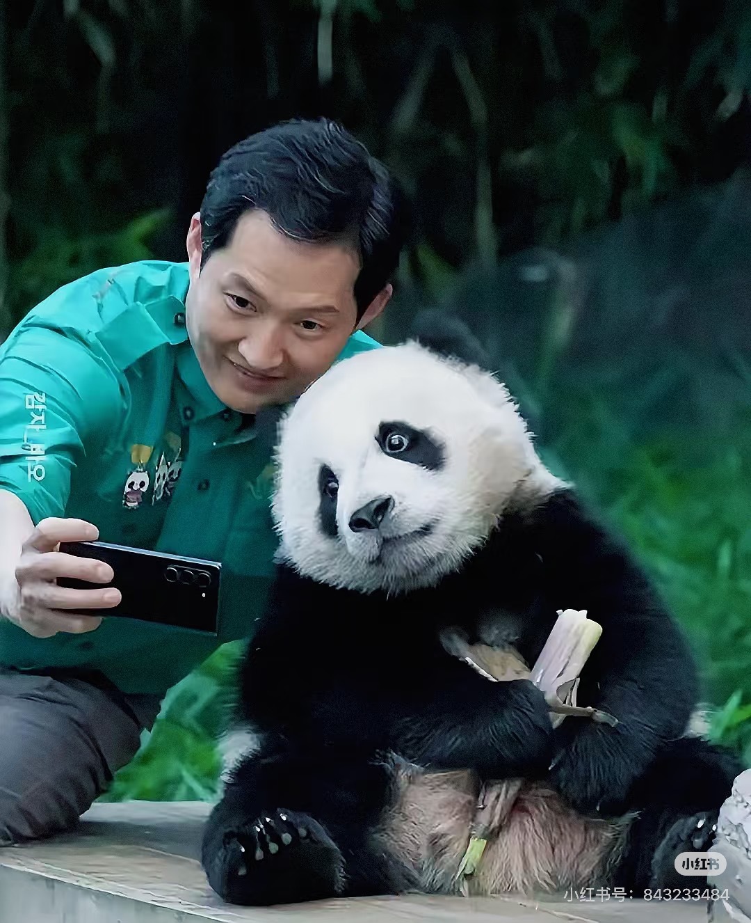 蔡徐坤马来西亚音乐节 拥有coldy以后的蔡徐坤be like： 