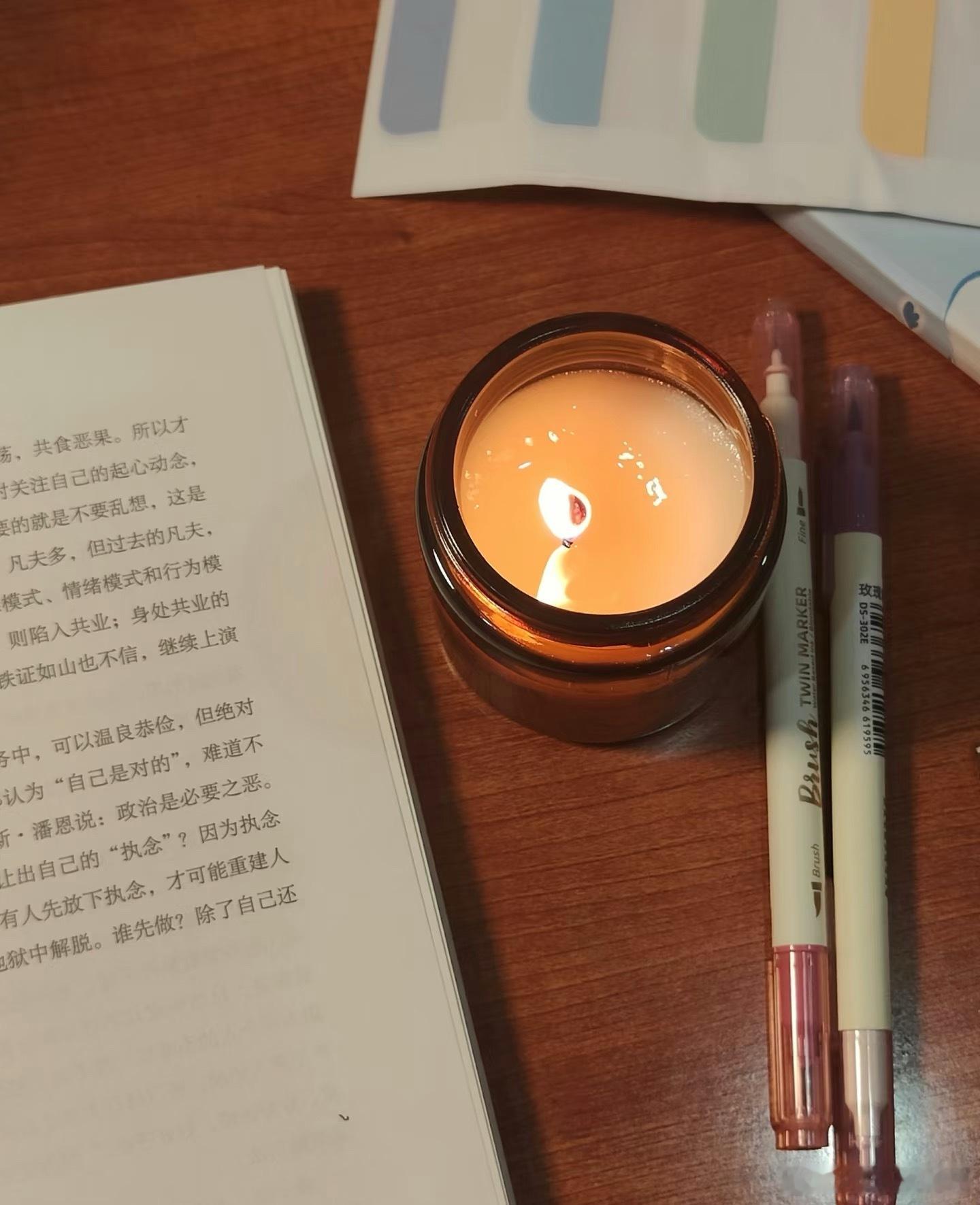 一个人看书，多塑造自己，少研究别人 