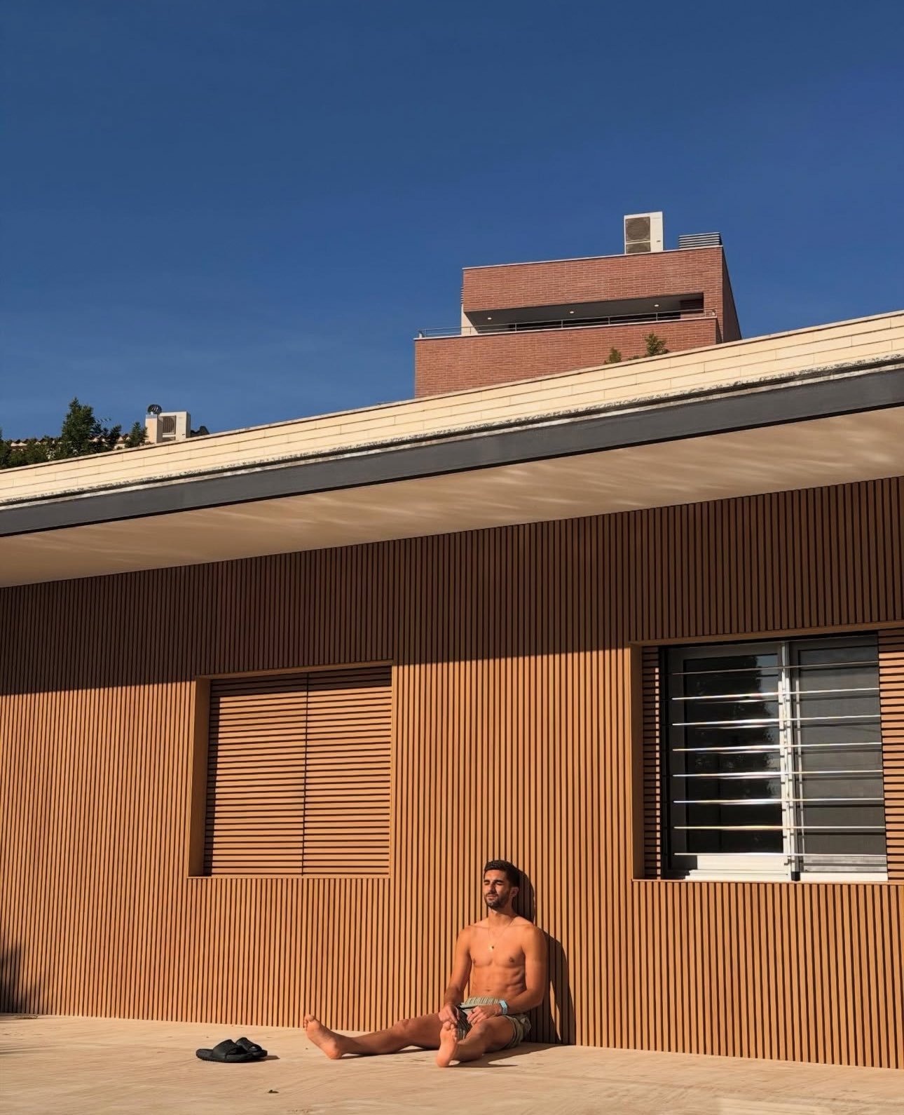 费兰·托雷斯 IG：少说多做。少言少语，用行动证明。少想多做。少许诺，用行动证明