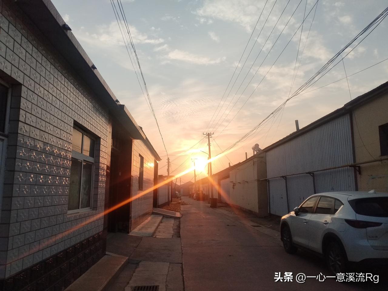 众友友早上好！
今天是9月13日星期天，日出时间5.49分，日落时间6.22分，