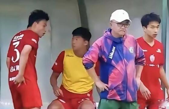 这样的无力与疲惫，只有经历体会才懂！被巴萨1:1逼平，0:1遗憾负皇马，已经是了