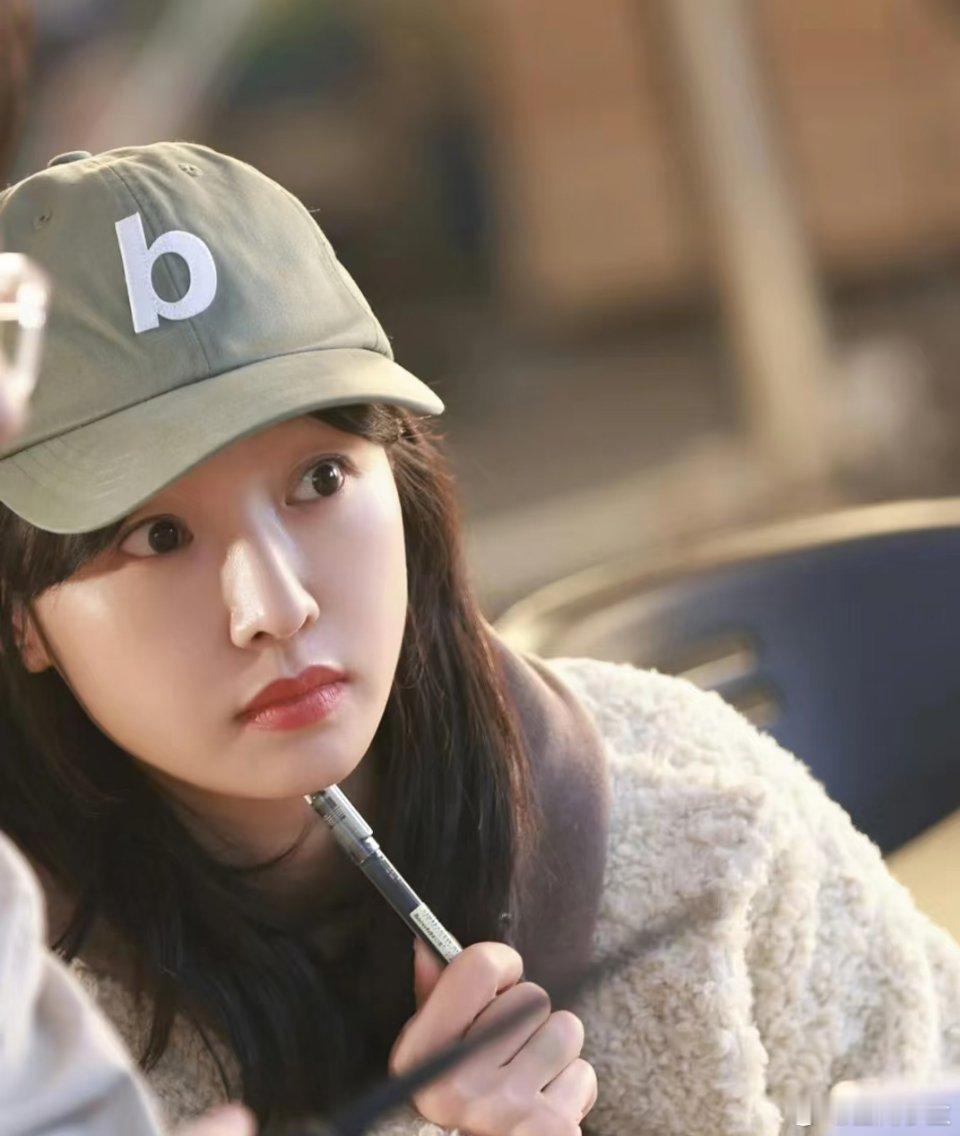 白百何儿子元宝18岁了稳居影史榜单前五位，这还是几年没拍电影，让你几年也不能把姐