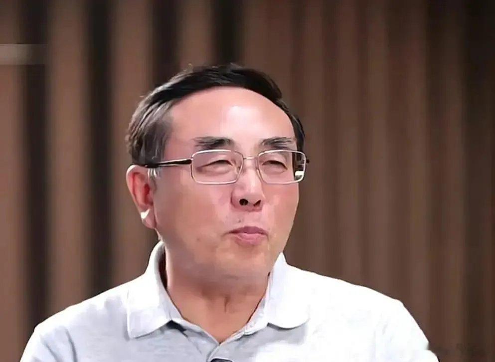 A股又在回头找底了，4030点这个位置，盯盘的人心里多半都发紧！刘纪鹏今天把话说