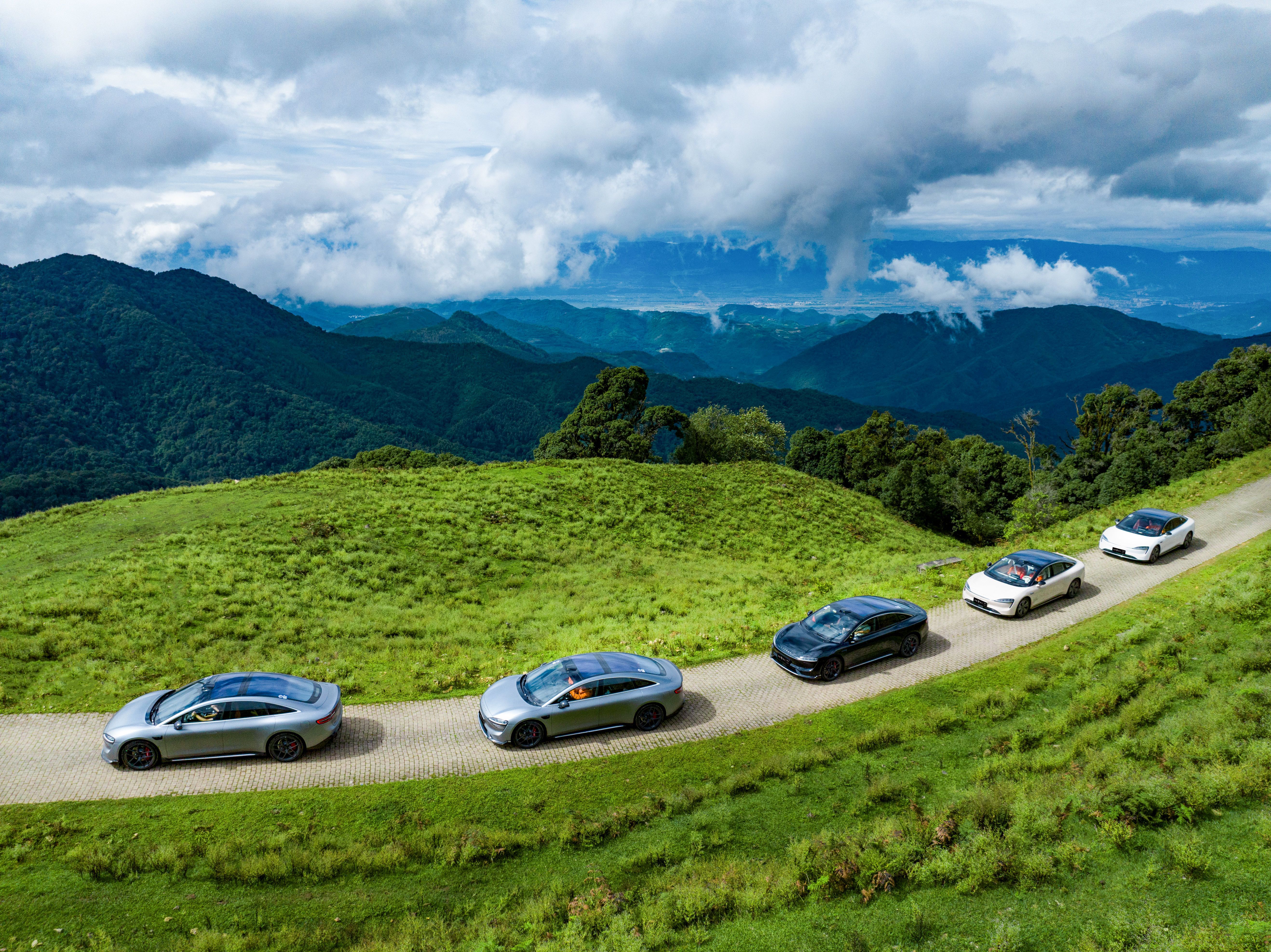 #和智界S7打卡向往的旅行##鸿蒙智行丈量祖国大美山河##智界S7# 智界S7凭
