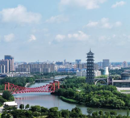 先搞清楚一个事——抚州医药学院是什么来头。
这所学校2025年6月才经教育部批准