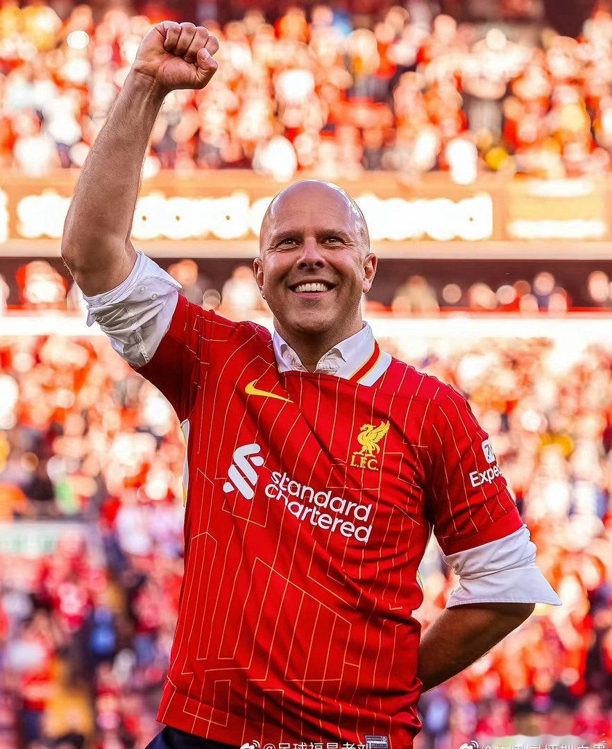 不折腾！利物浦力挺斯洛特，下赛季帅位稳了。尽管战绩不佳、欧冠出局，利物浦高层仍信
