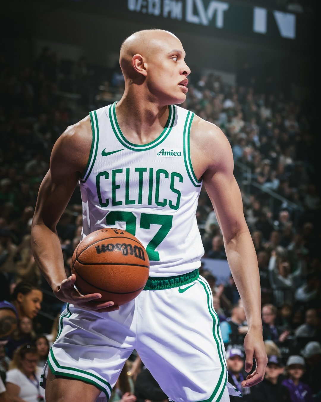 凯尔特人图库 3年级这年，沃尔什终于为自己赢得了可观的上场时间，并多次打出高光表