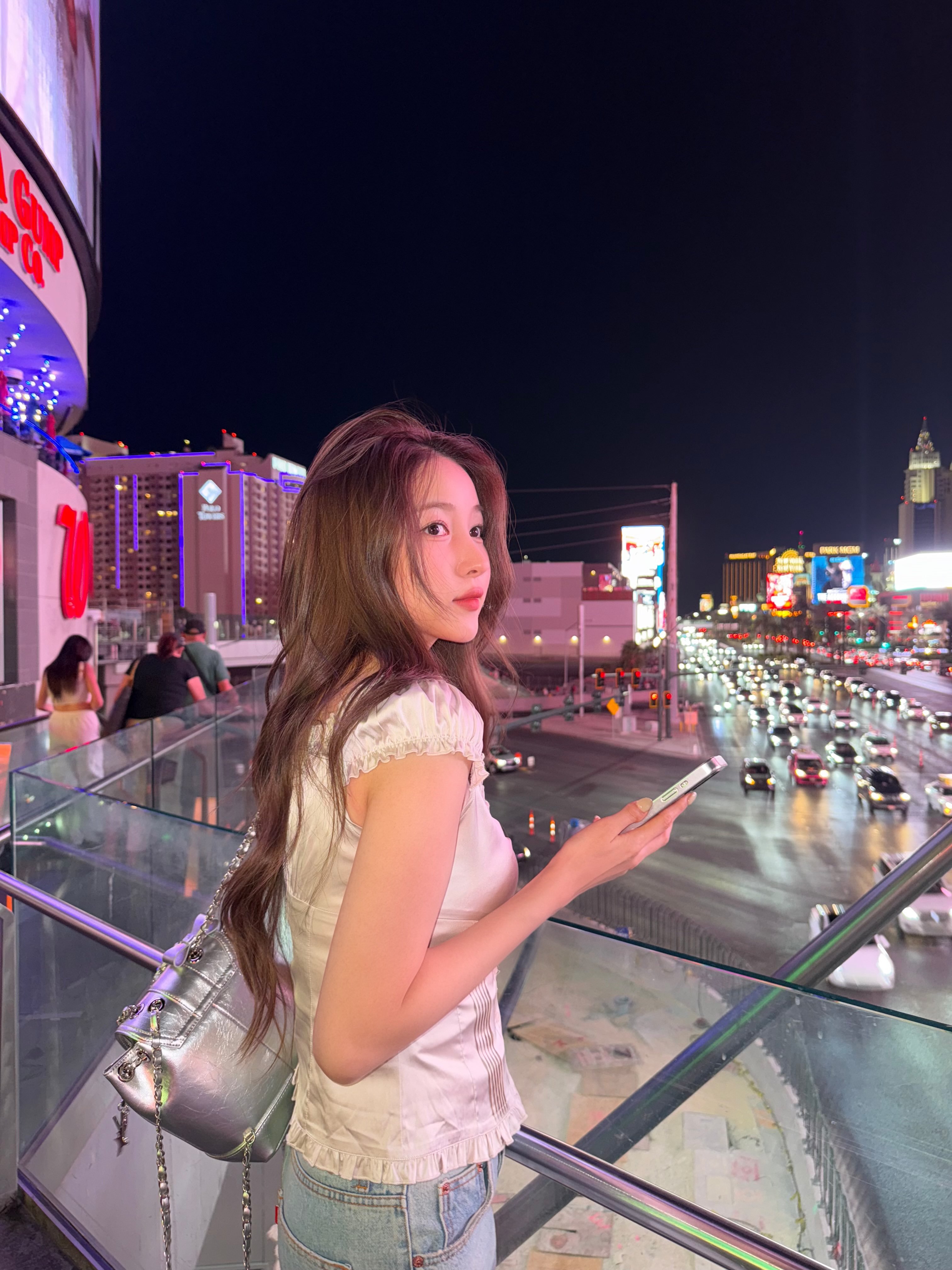泡泡更新sowon金韶情 “我度过了一个愉快的假期”“我是前天来的，很难适应时差