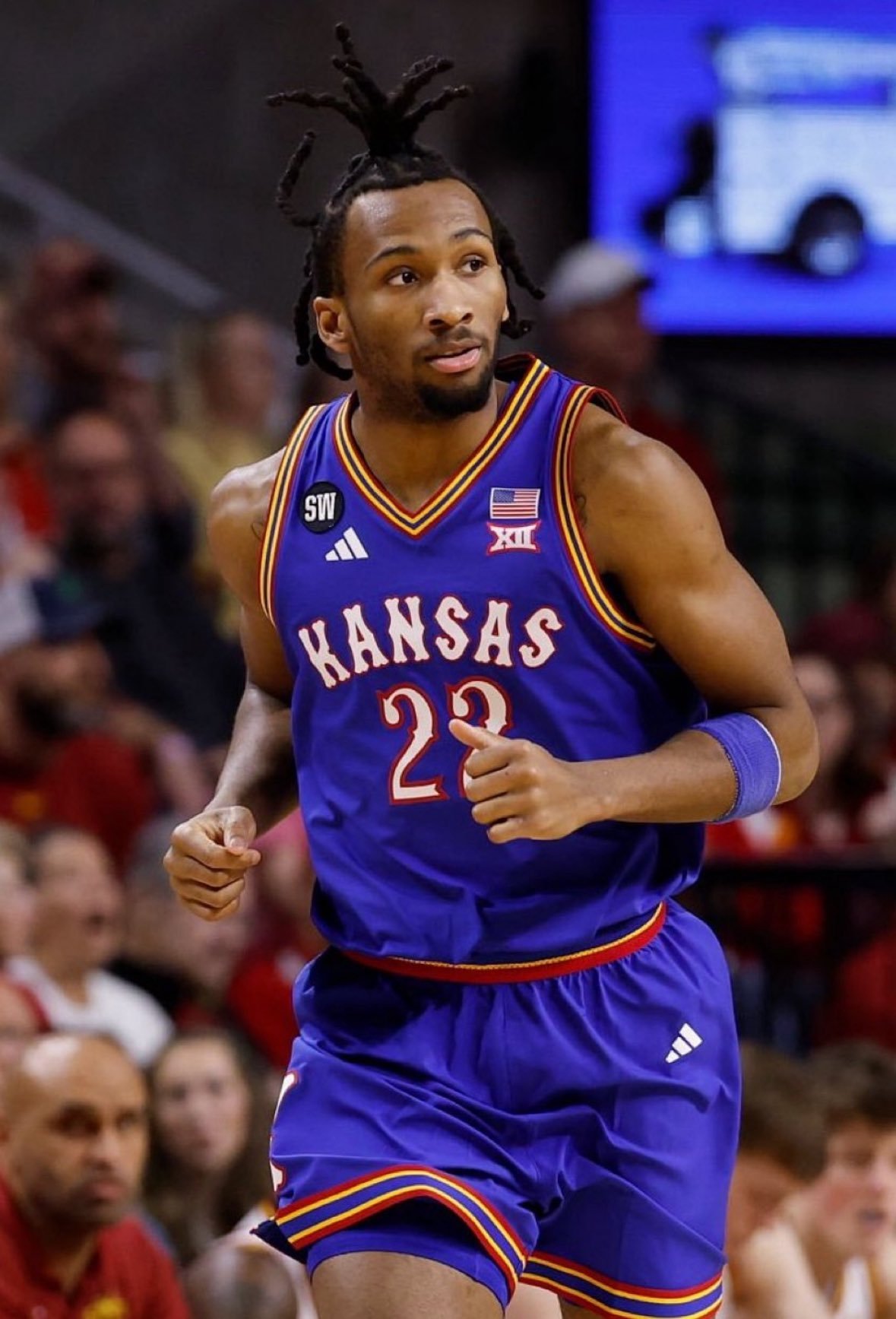 我堪下半场一度落后14分，追到65平后，读秒被圣约翰绝杀22年疯三夺冠后，连续四