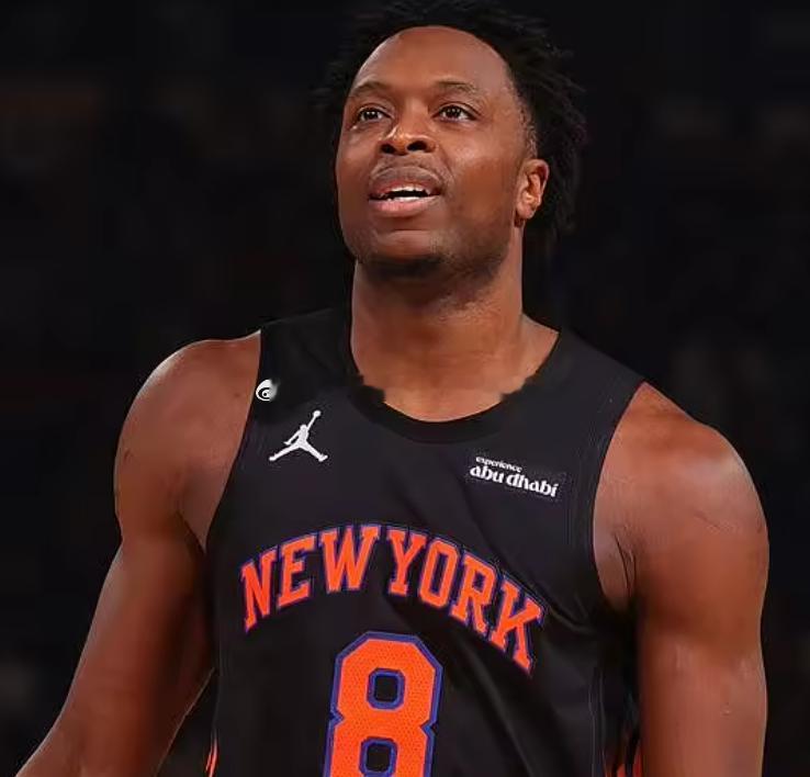 NBA总决赛G4，尼克斯与马刺的比赛正在进行当中。截止到目前为止，阿奴诺比14投