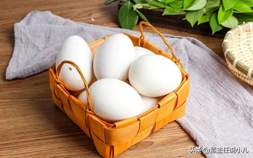 【孩子鼻炎，鹅蛋原来是个宝，学会这2个搭配，效果特好，90%的人都不知道！】
孩