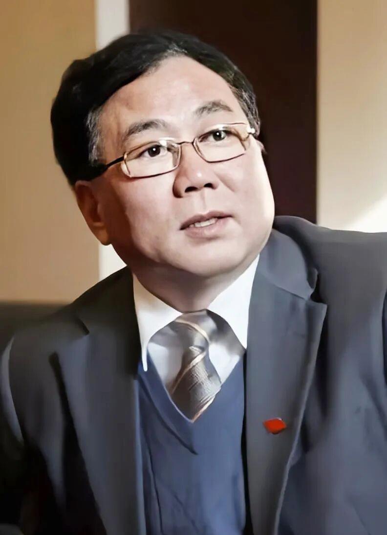 天津海运职业学院以前的马院长是海运职业教育的资深人士，尽管已经退休了，仍然会出席