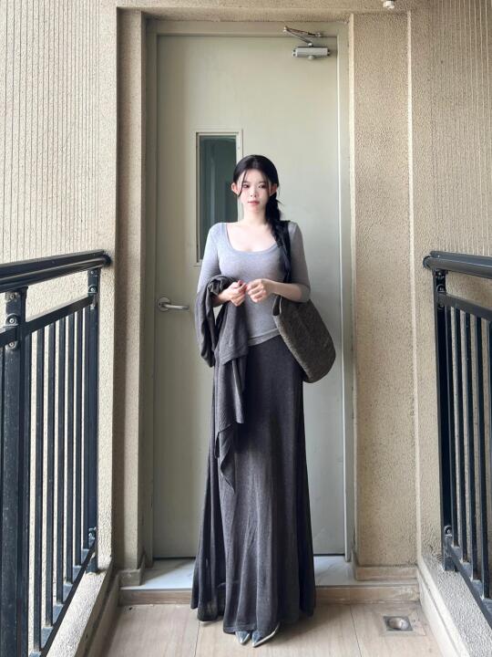 开始期待秋天了🍂属于美女感的慕灰