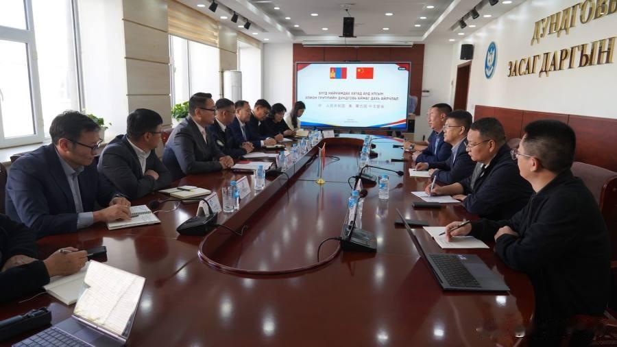 蒙古国中戈壁省：蒙中将扩大防治荒漠化合作：研究中国内蒙古自治区鄂尔多斯市库布齐沙