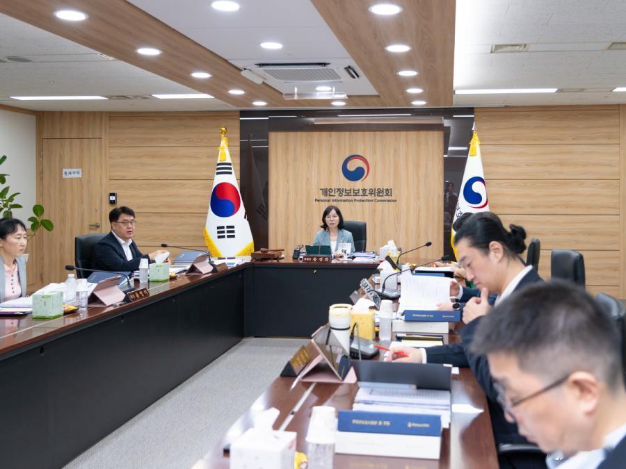 韩国隐私监管：预算涨37%至9960亿韩元，强化AI安全与数据防护
个人信息保护