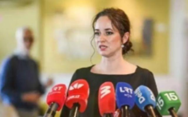 立陶宛 女总理急得跳脚了。鲁吉涅内隔空冲 北京 喊叫：“再不和我们对接，我可要发