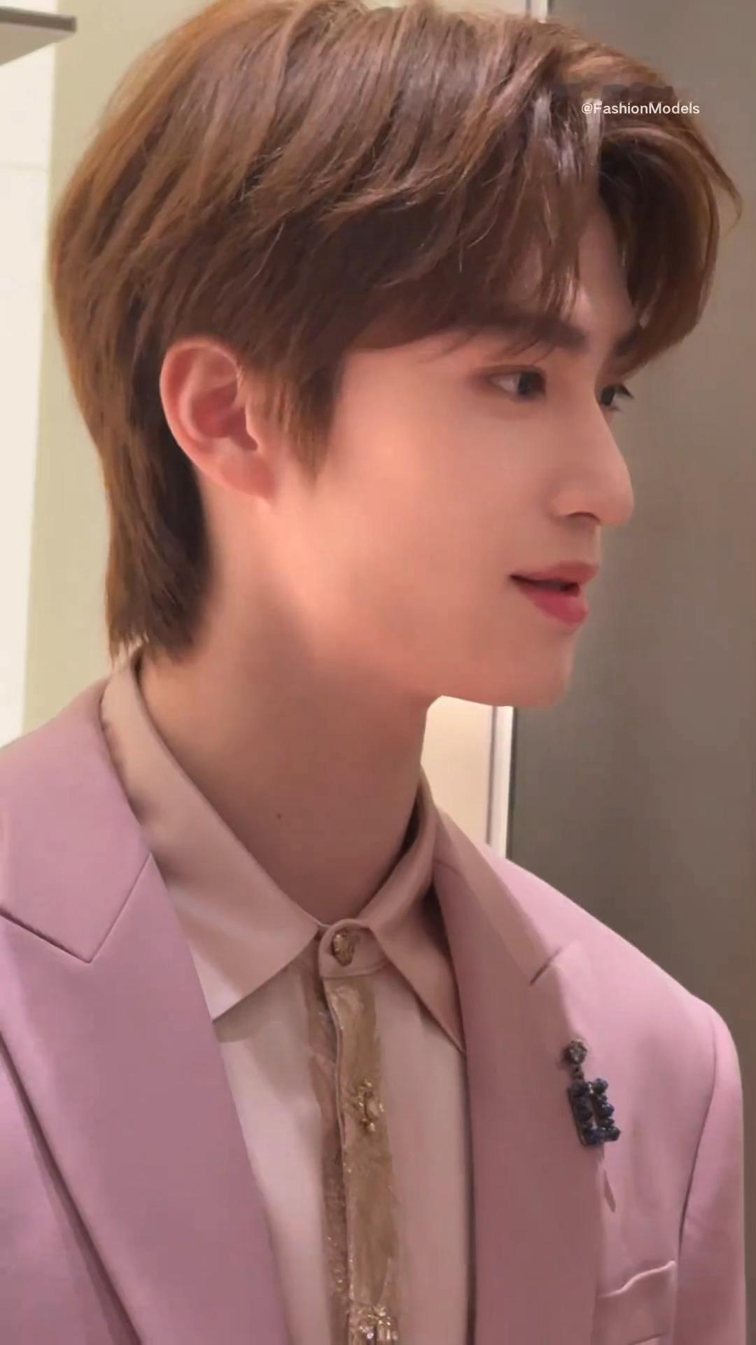 张康乐今日线下活动丨粉色实在娇嫩