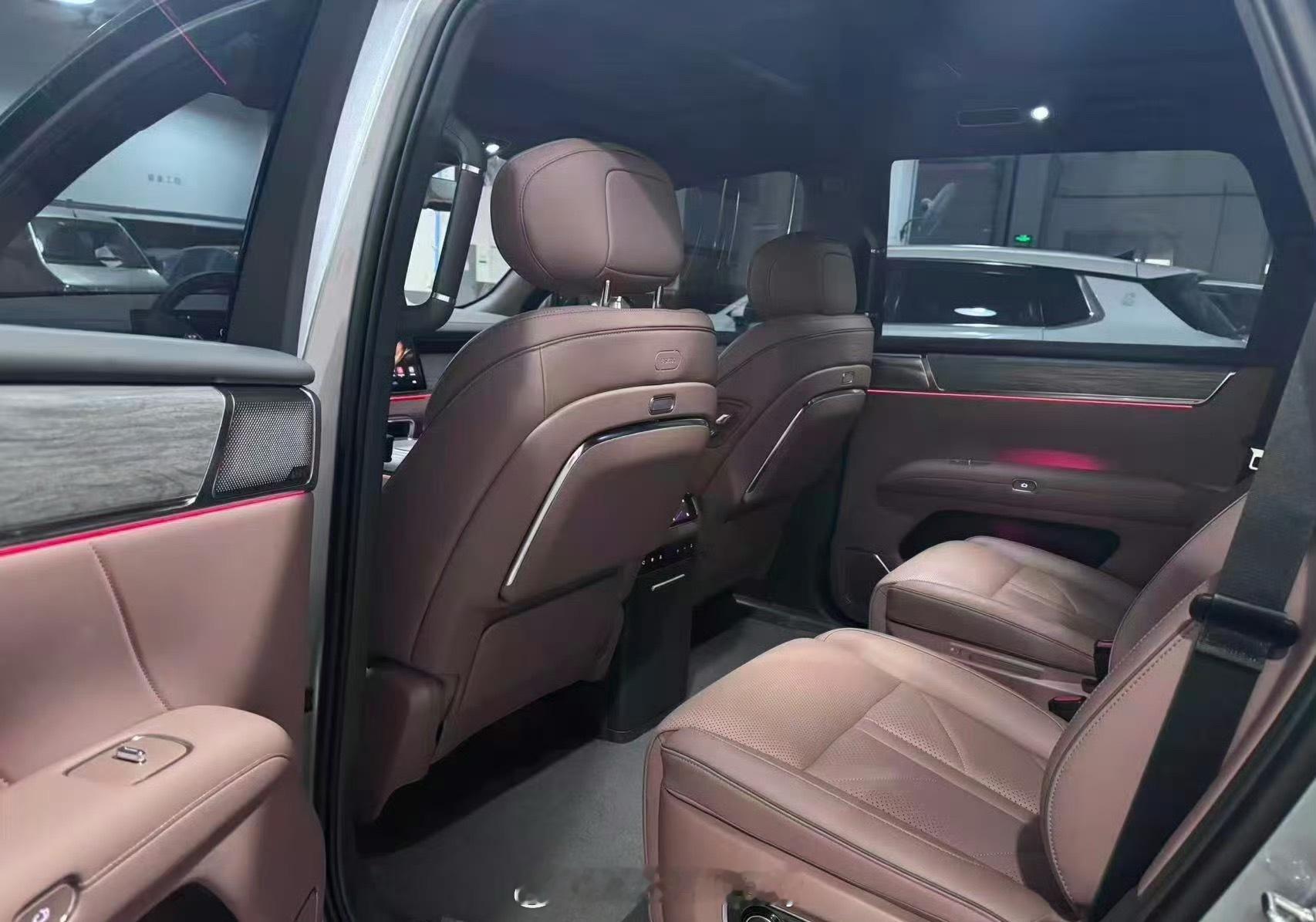 华境S的内饰也来了第一感觉 就这么一看 质感你们说拼接和层次感都还不错另外也是自