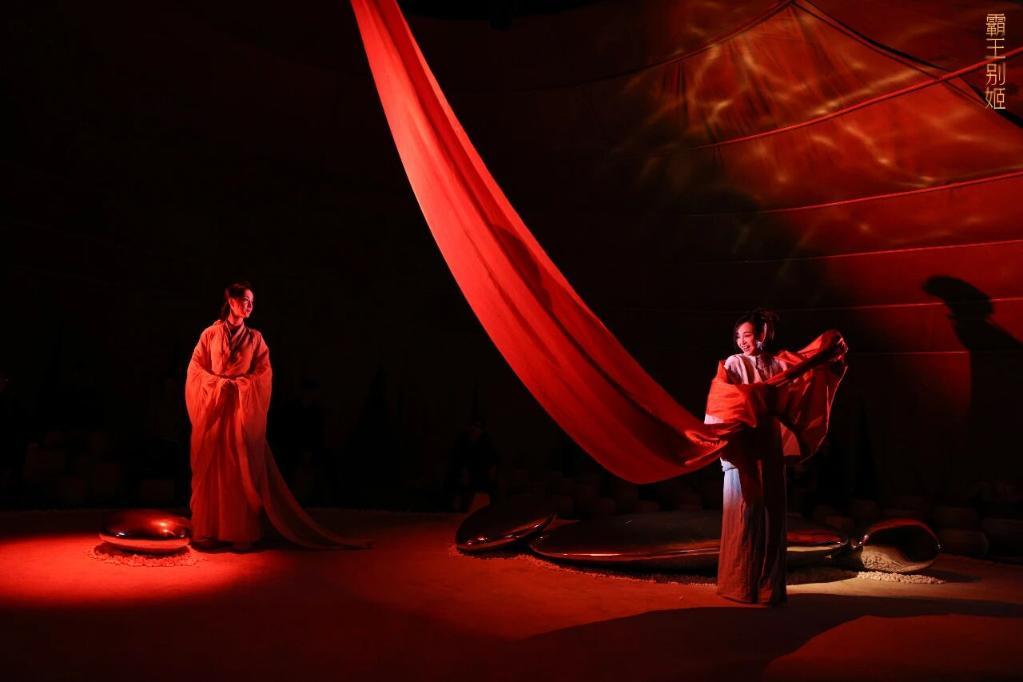 【莫言话剧《霸王别姬》再登北京人艺舞台】
4月1日起，莫言编剧的话剧《霸王别姬》