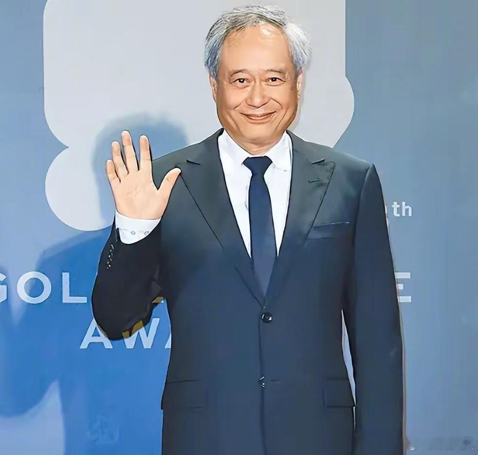 #李安悼念郑佩佩#郑佩佩这个名字对于许多人而言，不仅仅是一个演员的名字，更是一个