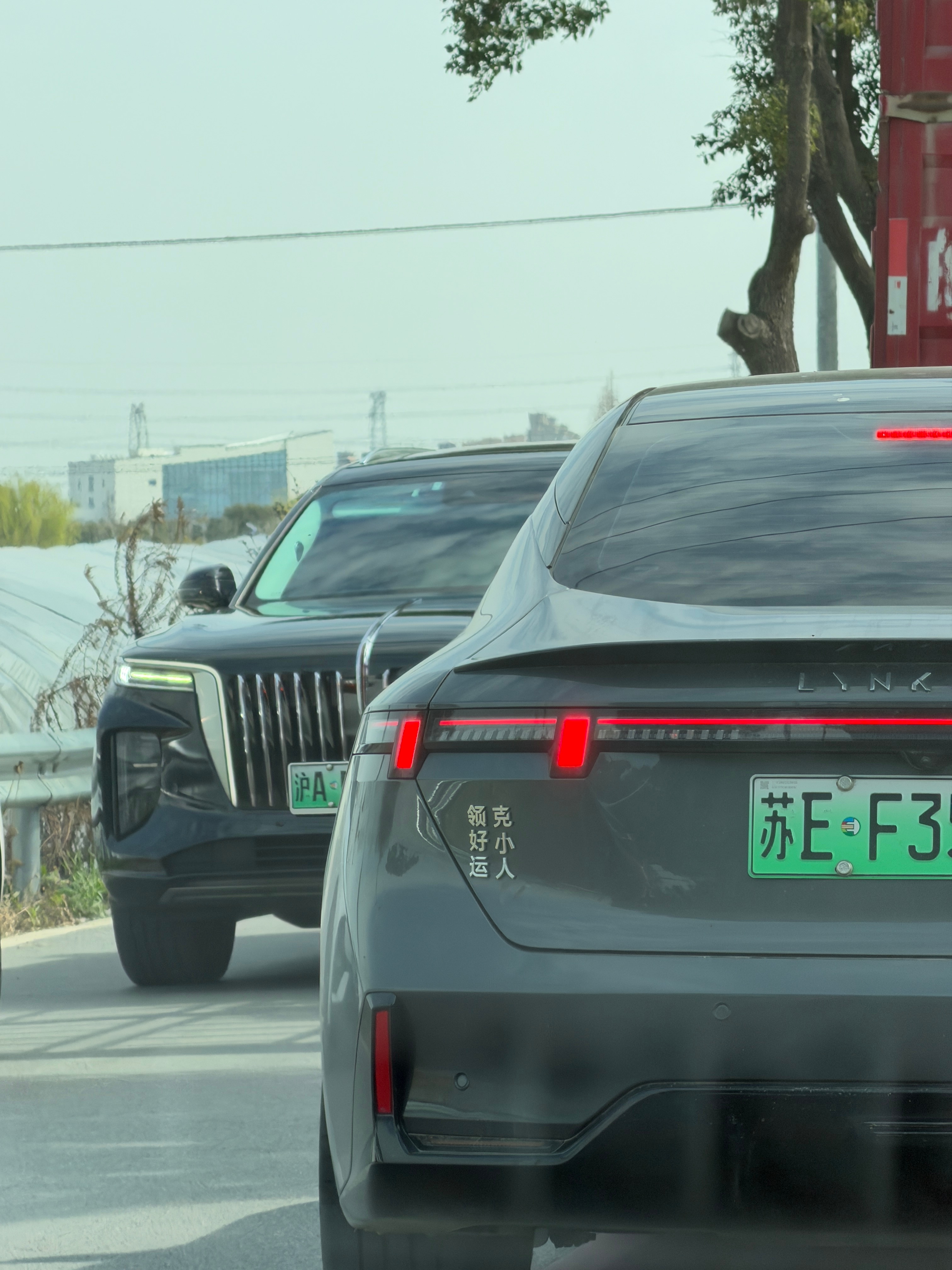 领克的车原来还有这个功能（亮点自寻，提示：从右到左） 