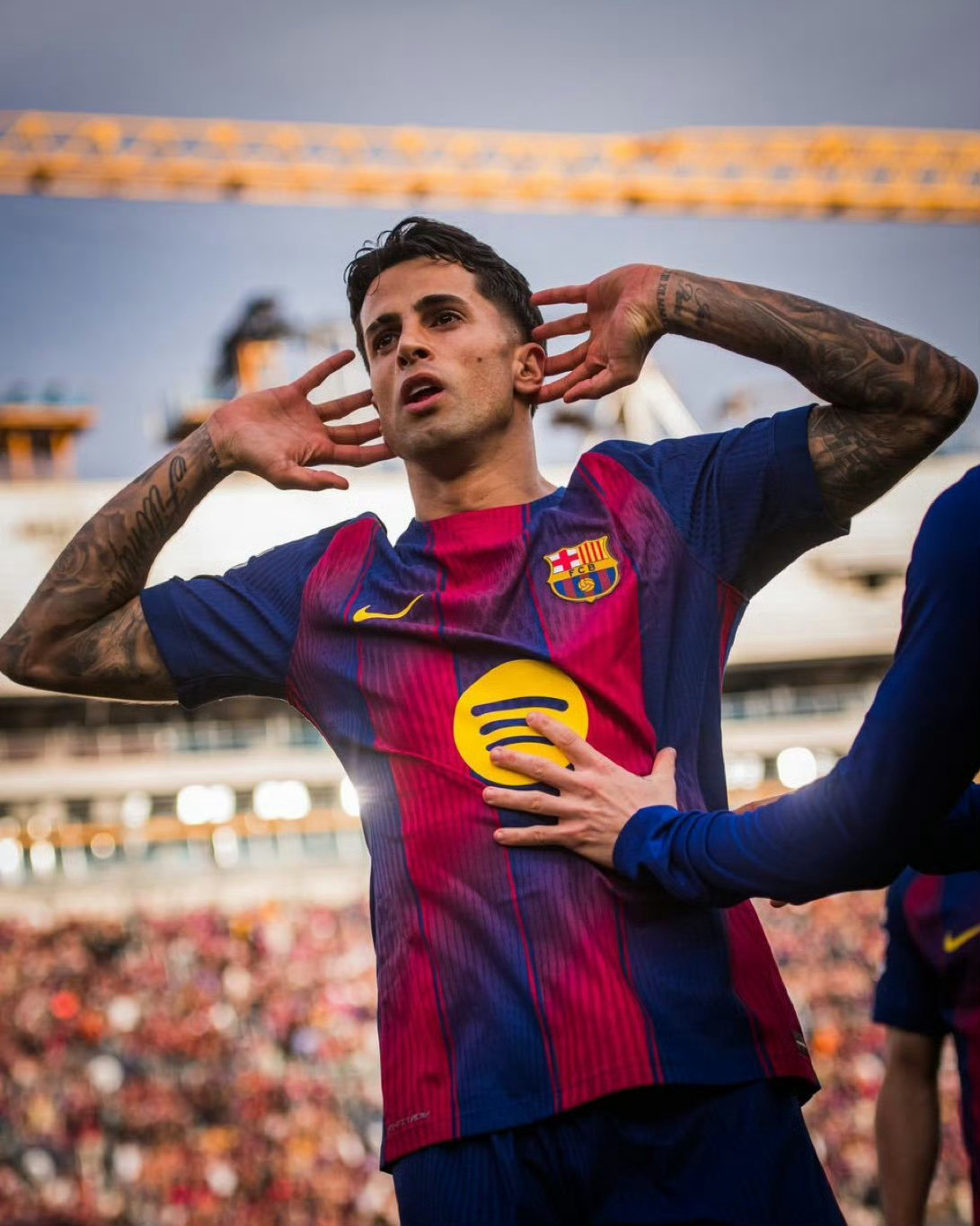 31岁坎塞洛命运反转！遭两大名帅弃用，有望解锁四大联赛冠军大满贯职业生涯起起落落