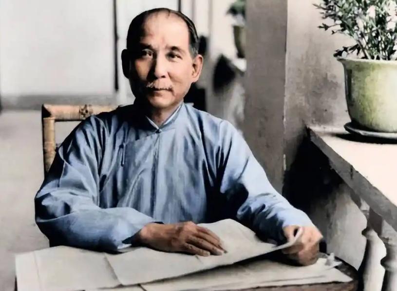 中国历史上，打下江山的皇帝几十个。

手里有兵有炮的军阀，民国年间随便数都是几十