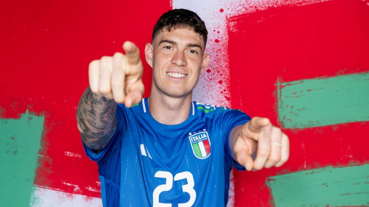 罗马诺表示：巴斯托尼与巴萨的谈判已经启动，巴萨的态度非常严肃。
不过目前国际米兰