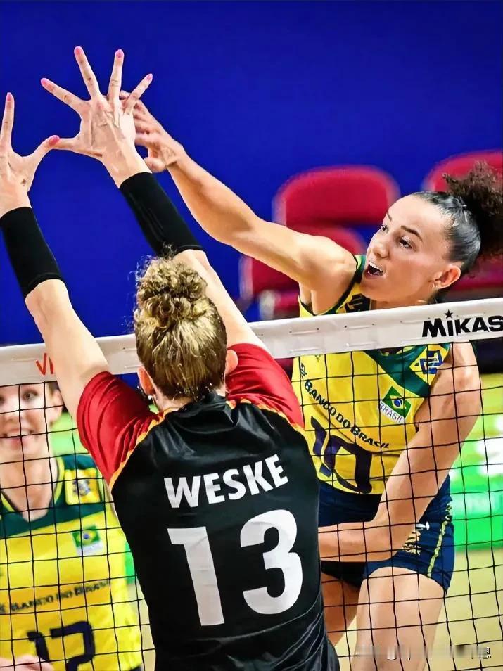 2024世界女排联赛中国香港站，巴西胜
德国豪取十连胜。
6月13日
巴西女排3