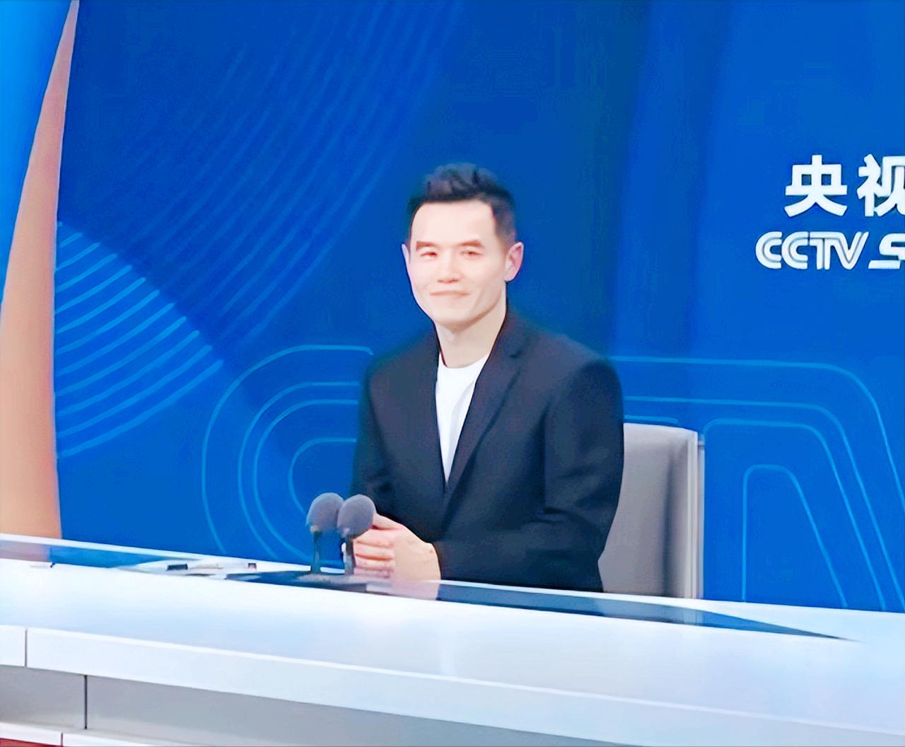 温瑞博明明压制了张本智和，为何却1:3输给了张本智和？
刘国正说了实话！

刘国