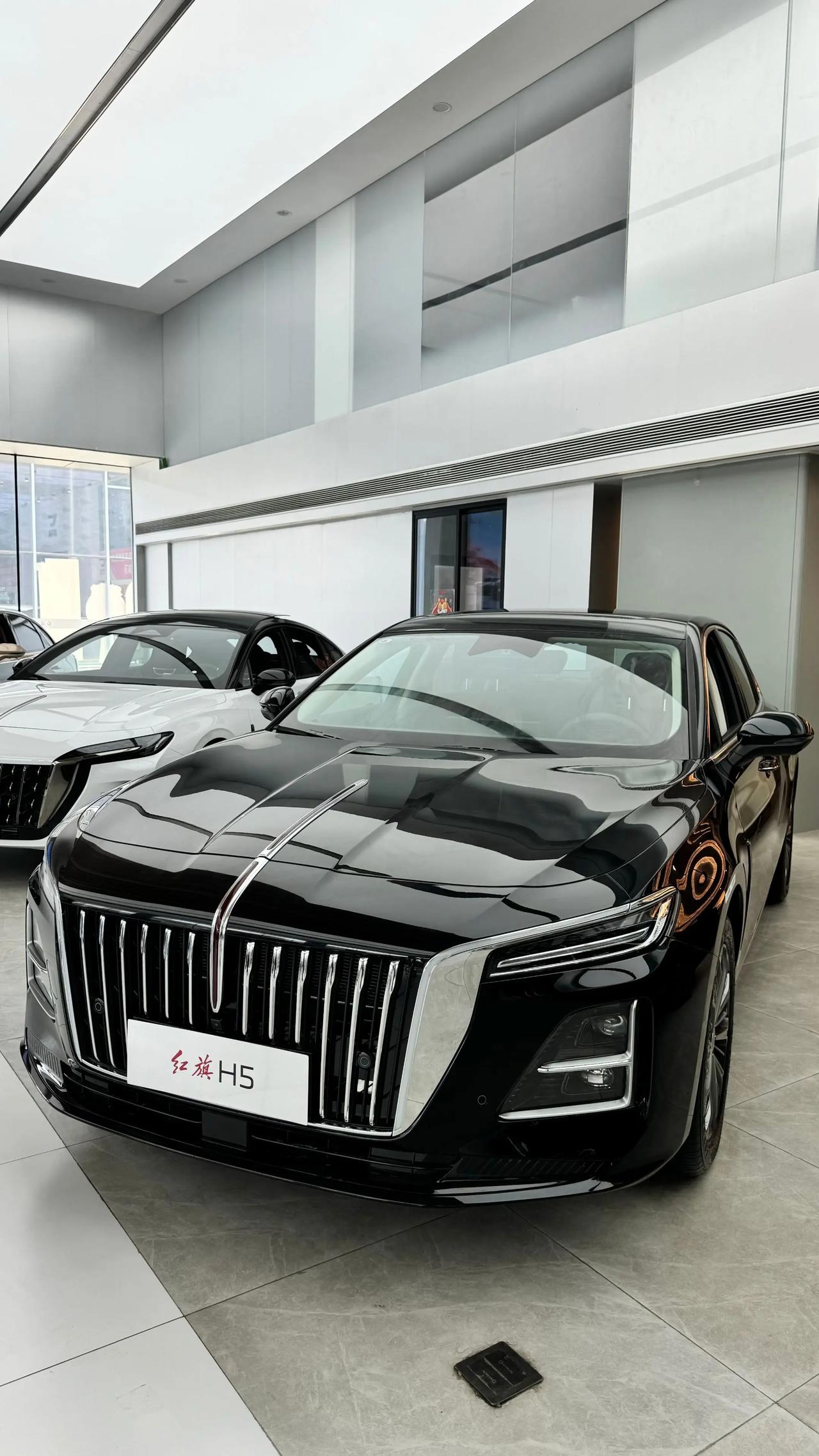 预算有限、想要大空间、有面子、还怕修车踩坑？今天全是干货，帮你选到体面省油、好开